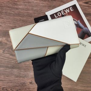 Loewe Large Puzzle Continental Wallet In Classic Calfskin Grey/Beige