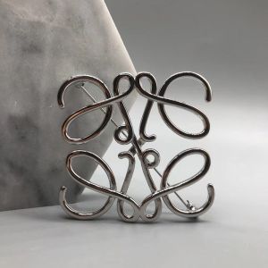 Loewe Anagram Brooch In Metal Silver